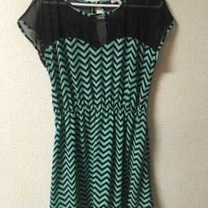 Sweetheart neckline dress with mesh top